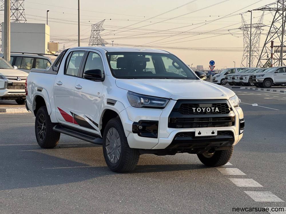 TOYOTA HILUX 2023 GR SPORT FULL OPTION
