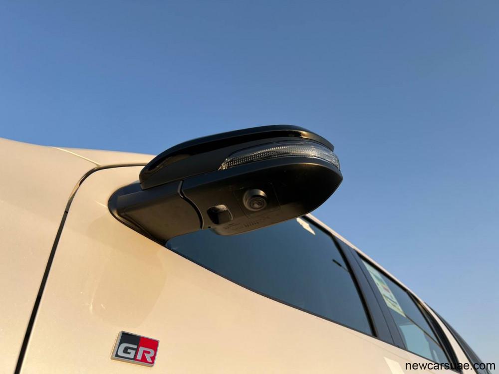 TOYOTA HILUX 2023 GR SPORT FULL OPTION