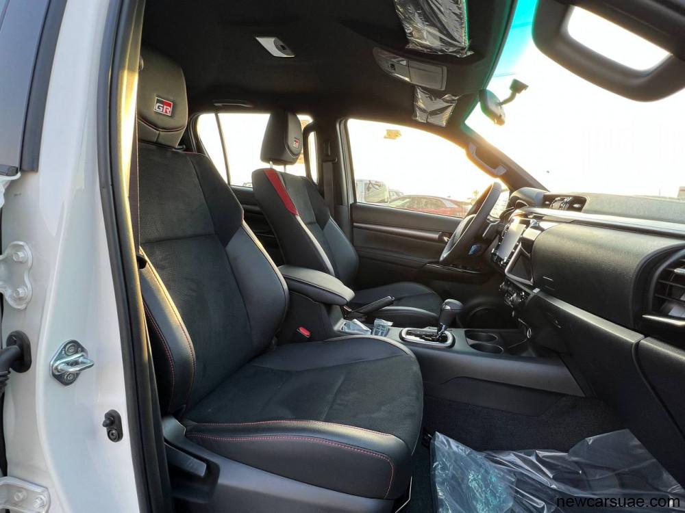 TOYOTA HILUX 2023 GR SPORT FULL OPTION