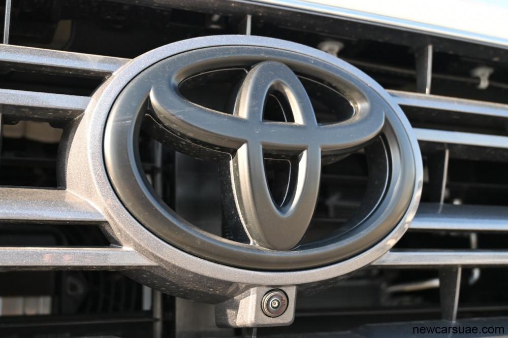 TOYOTA SEQUOIA LIMITED 3.5L HYBRID