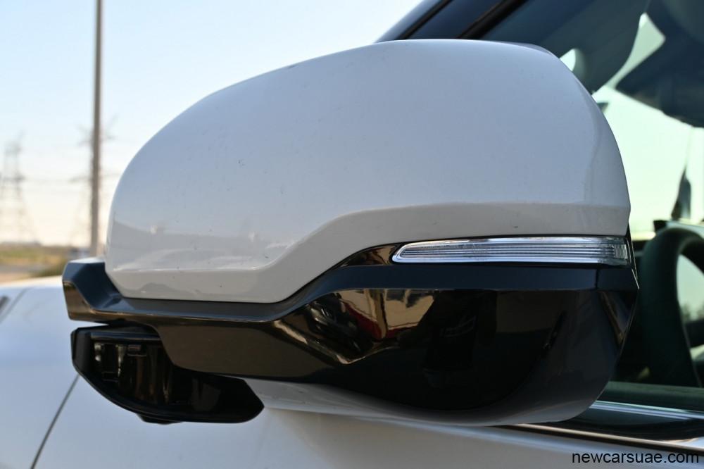 TOYOTA SEQUOIA LIMITED 3.5L HYBRID