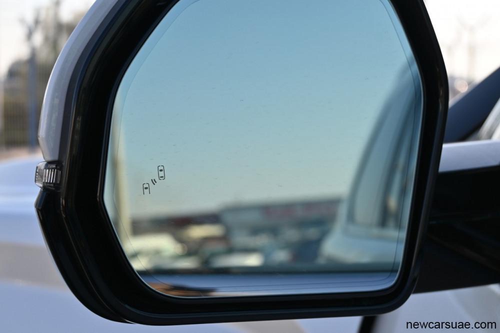 TOYOTA SEQUOIA LIMITED 3.5L HYBRID