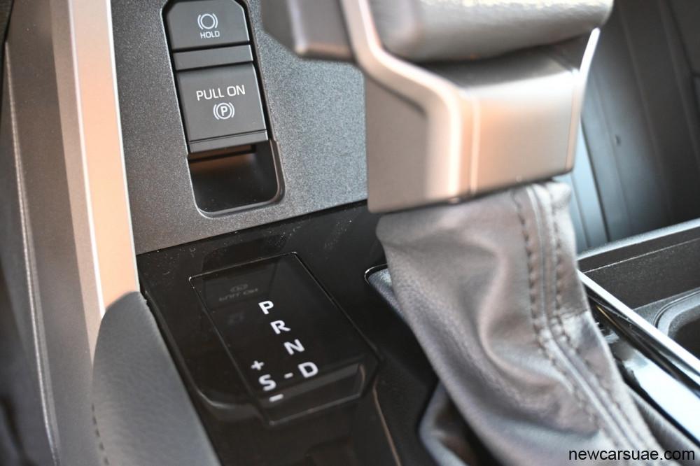 TOYOTA SEQUOIA LIMITED 3.5L HYBRID