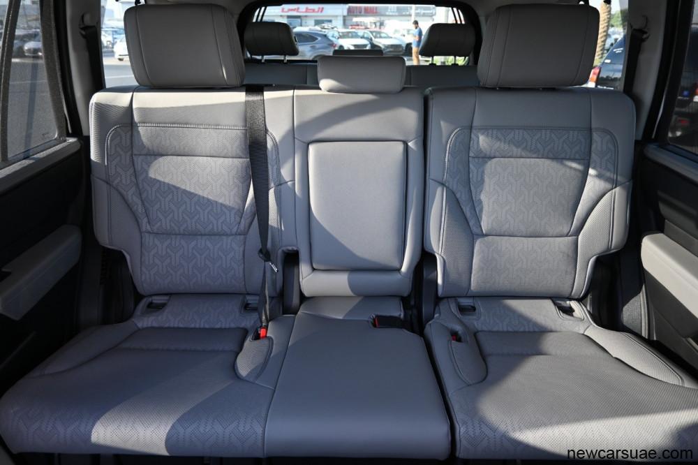 TOYOTA SEQUOIA LIMITED 3.5L HYBRID