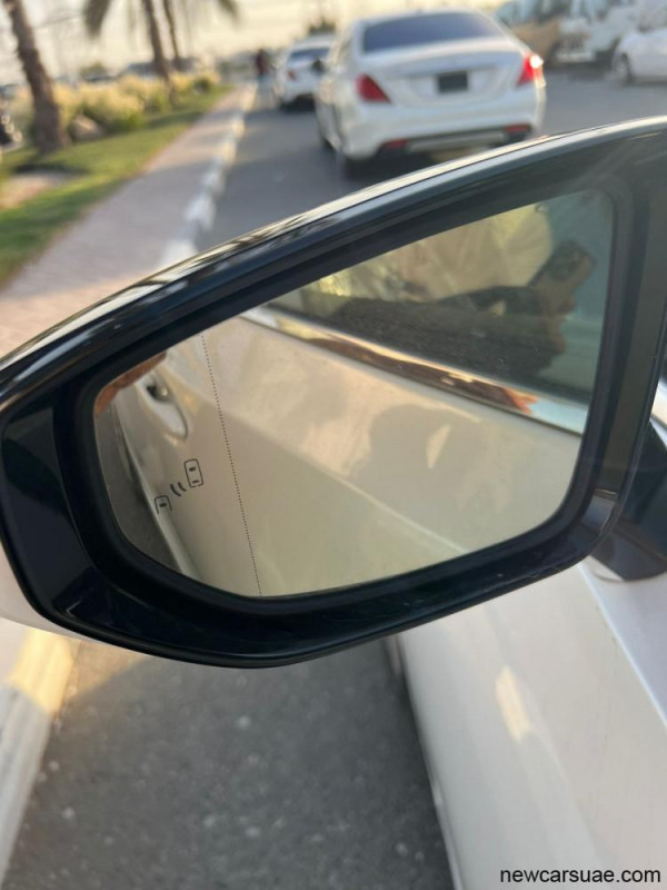 Lexus ES200 EU 2L Petrol 150 hp