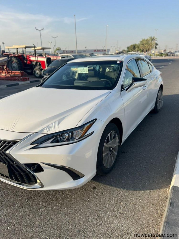 Lexus ES200 EU 2L Petrol 150 hp